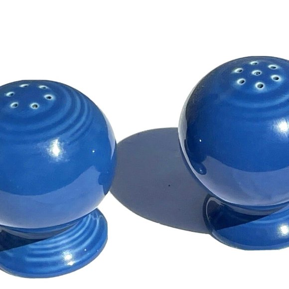 Set of Blue Salt & Pepper Shakers Round Spherical - Picture 1 of 6